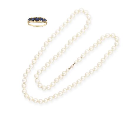 A SAPPHIRE FIVE-STONE RING WITH A PEARL IMITATION NECKLACE, the ring composed of graduated cushion-shaped sapphires, mounted 