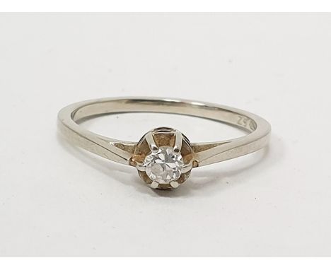 18ct white gold solitaire diamond ring, claw set stone, 0.15ct approx Condition ReportWeight is 3g