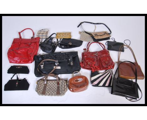 A quantity of vintage 20th Century ladies handbags of various designs to include tote bags, shoulder bags, a satchel etc.&nbs