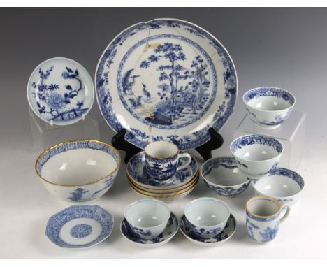 A selection of Chinese porcelain blue and white teawares, Qianlong period (1735-1796), to include a set of four tea bowls, a 