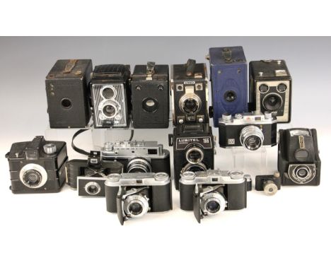 A quantity of vintage cameras, to include two Voigtlander Vito II folding cameras, a Mycro miniature camera, serial number N.