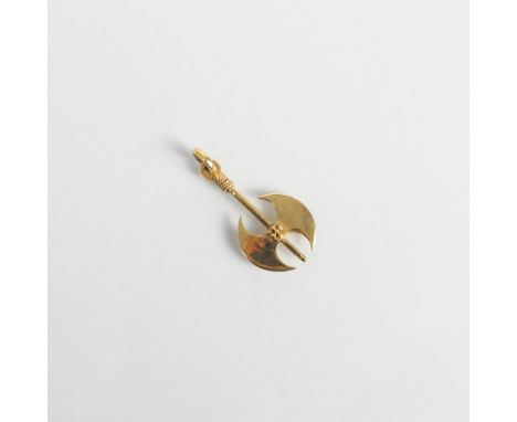 A yellow metal charm, modelled as a double sided axe, stamped ‘585’ 3.5cm long, 2.9gms