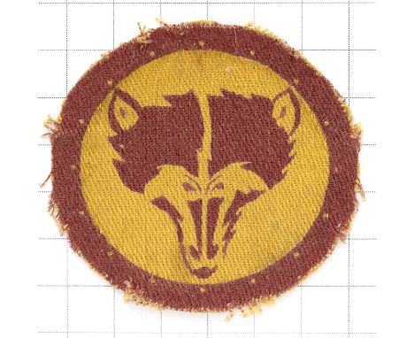 8th Armoured Brigade WW2 printed cloth formation sign  Brown fox's mask on brown edged yellow disc. Formed 1.8.1941 in Palest