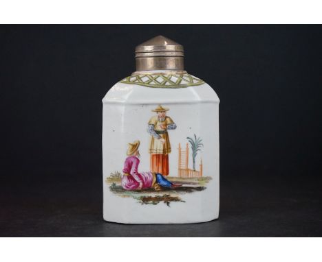 German porcelain tea caddy, 18th or 19th century, of octagonal form with chinoiserie decoration, each side painted with Chine