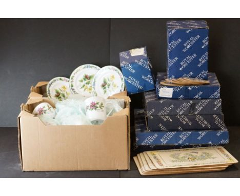 Royal Worcester ' Worcester Herb ' pattern tea and dinner ware to include a boxed cake plate, boxed crudité dish, boxed oval 