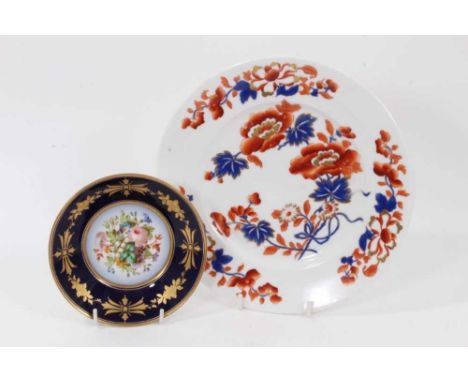 A Chamberlain’s Worcester plate, in Imari style, and a Sèvres style saucer (2)Both in good condition - the Worcester plate wi