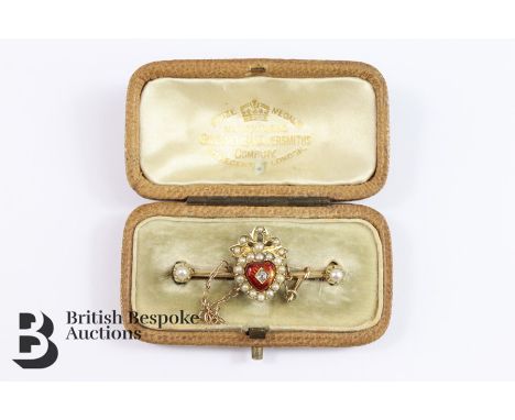 Antique 14ct yellow gold sweetheart brooch, with seed pearls and red enamel, set with a old-cut centre diamond, approx 2.5 pt