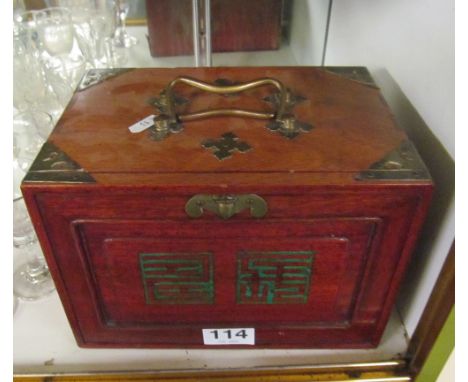 A Mahjong set