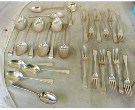 Six silver serving spoons, six tablespoons, twelve forks (two sizes) and sauce ladle 39oz
