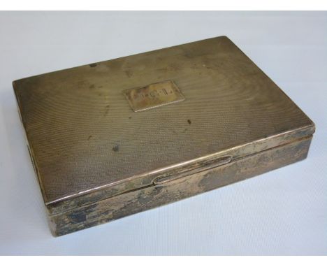 A large silver cigarette / cigar box, London 1903.