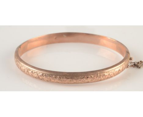 A 9ct gold bangle, 7.5g.