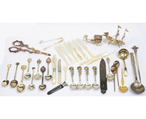 MISCELLANEOUS SMALL SILVER AND BASE METAL FLATWARE, PAIR OF GRAPE SHEARS, CHINESE SILVER NOVELTY CONDIMENTS AND MOTHER OF PEA