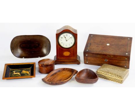 AN INLAID MAHOGANY MANTLE CLOCK, THE FRENCH TIMEPIECE WITH  ENAMEL DIAL INSCRIBED KRAKAUER BARNSLEY, 21CM H, A VICTORIAN ROSE