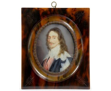 A DECORATIVE OVAL PORTRAIT MINIATURE OF KING CHARLES I, FAUX TORTOISESHELL FRAME, 13 X 11CM