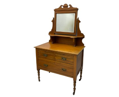 Edwardian satin walnut dressing table, raised back with shelf and swivel mirror, fitted with two short and one long drawer Di