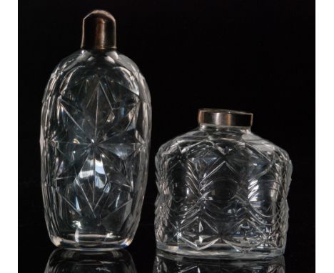 A late 18th Century clear crystal glass flask circa 1780 of compressed ovoid form with flat cut decoration in the form of a r