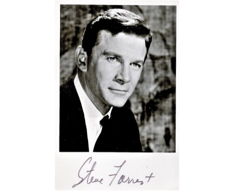 Actor, Steve Forrest signed 6x4 vintage black and white photograph. Forrest (born William Forrest Andrews; September 29, 1925