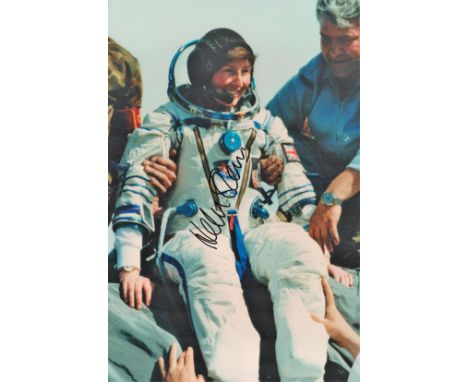 Helen Sharman signed 12x10 colour photograph. Sharman is a chemist and astronaut who became the first British person, first W