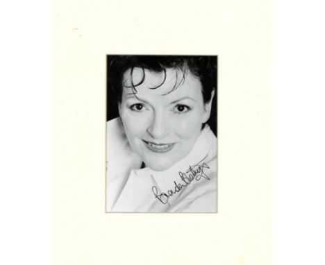 Brenda Blethyn 12x10 signed mounted b/w photo. Brenda Anne Blethyn OBE 20 February 1946 is an English actress. She is known f