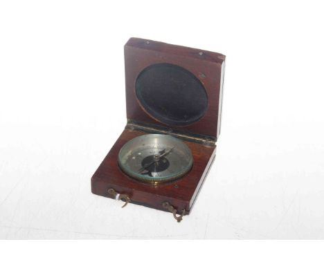 Wooden cased compass, 8cm