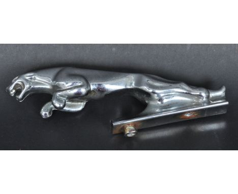 A vintage retro circa 1970 - 1994 Jaguar hood / bonnet ornament - Leaper emblem for XJS Xj6 No. 7242653.&nbsp; Measures: 12.5