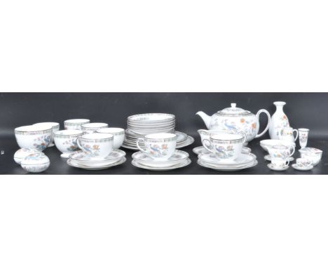 A vintage 20th century Wedgwood Kutani Crane tea / dinner service comprising of teapot, milk jug, plates, cups, saucers and m