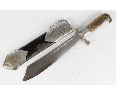 A German Third Reich Reichsarbeitdienst (RAD National Labour Service) Officer's dagger, the 26cm single edged scimitar shaped