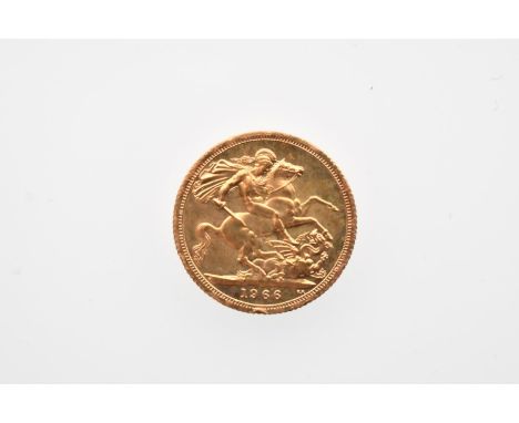 United Kingdom - Elizabeth II (1952-2022), Gold Sovereign, dated 1966, featuring Mary Gillick's first portrait of the Queen, 