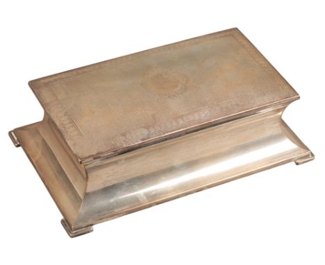 A GEORGE V SILVER TRINKET BOXby A & J Zimmerman, Birmingham 1912, with concave sides and engine turned lid, lined interior an