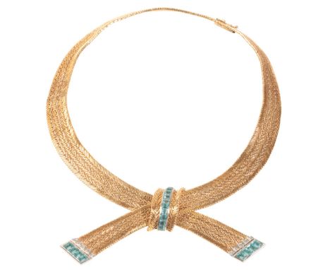 KUTCHINSKY: A VINTAGE ZIRCON AND DIAMOND NECKLACEin 18ct gold, comprising a series of fancy links to a cross-over scarf desig