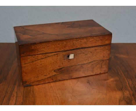A Victorian rosewood tea caddy 32.5cm