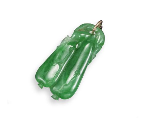 A carved and pierced jade pendant, depicting two gourds with gold suspension loop. 4.4cm long.