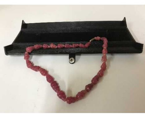 A Vintage strawberry Jade necklace