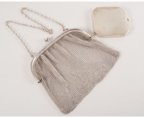 Silver compact, square with canted corners, engine turned barley design, hallmarked Birmingham 1946 by Bravingtons, a silver 