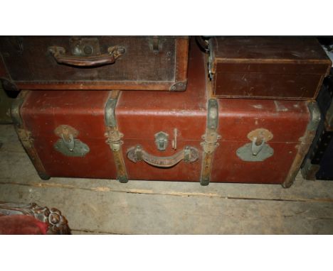 A mid-brown rexine wood-bound trunk, 1920s, with a loose tray, 35 x 21½ x 13in. (89 x 54 x 33cm.).