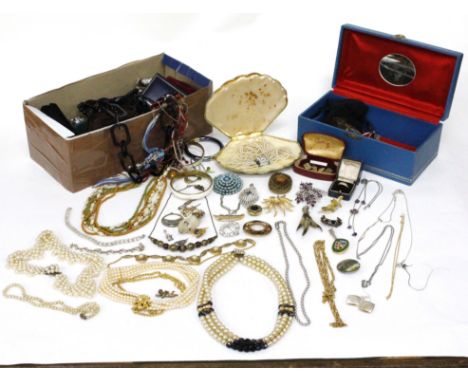 A LARGE SELECTION OF COSTUME JEWELLERY including bangles, necklaces, bracelets, cufflinks, rings etc and a leather gilt toole