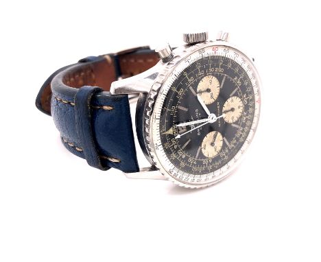 A VINTAGE BREITLING NAVITIMER BLACK DIAL CHRONOGRAPH 806 WRIST WATCH, STAINLESS STEEL HEAD AND BUCKLE AND AN ORIGINAL BLUE LE