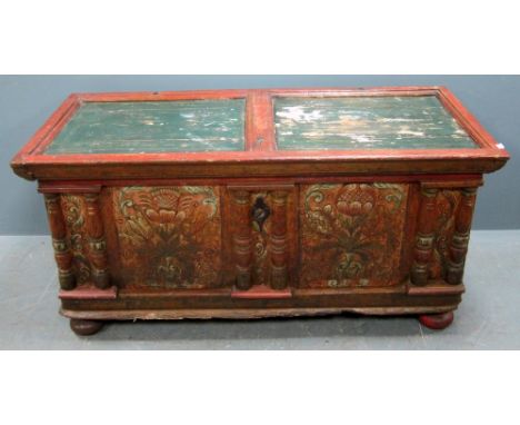 Painted pine blanket trunk 
