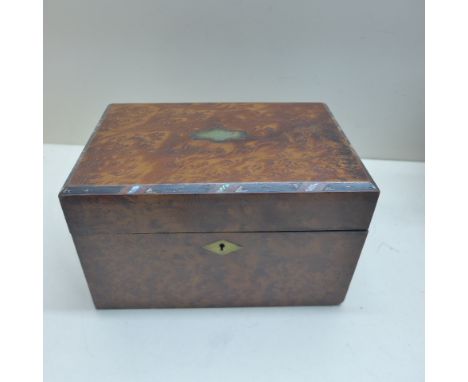 A George III antique burr walnut tea caddy with mother of pearl edging - Width 19cm 
