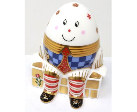 Royal Crown Derby paperweight, Humpty Dumpty, H: 70 mm, lacking stopper, no cracks or chips. P&amp;P Group 1 (£14+VAT for the