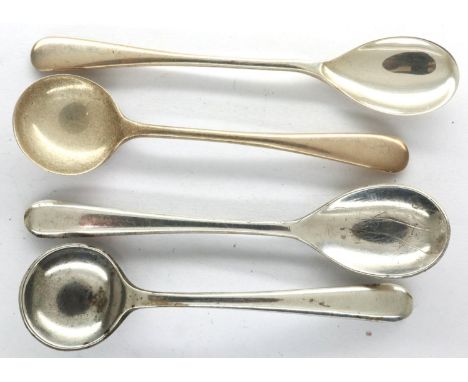 Four hallmarked silver mustard spoons, Birmingham assay, combined 17g. P&amp;P Group 1 (£14+VAT for the first lot and £1+VAT 