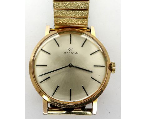 Cyma: Gents vintage wristwatch on a gold plated expanding bracelet, working at lotting. P&amp;P Group 1 (£14+VAT for the firs