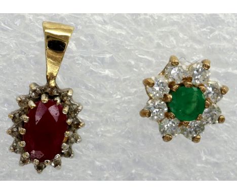 Presumed 9ct gold pendant set with a garnet, H: 12 mm, and a singular gold earring set with emerald and cubic zirconia, combi