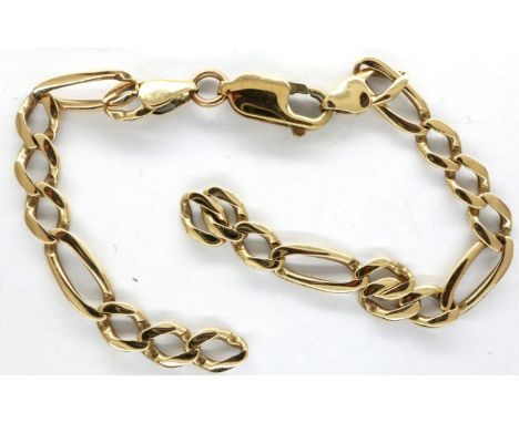 9ct gold flatlink bracelet, damaged, L: 17 cm, 4.8g. P&amp;P Group 1 (£14+VAT for the first lot and £1+VAT for subsequent lot