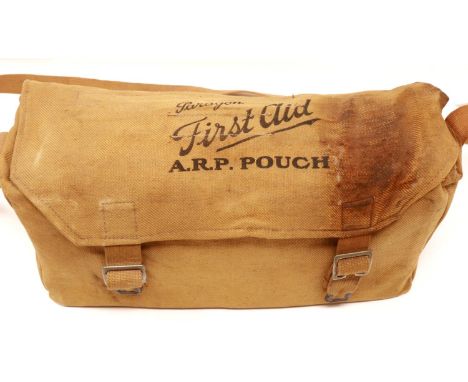 Paragon first aid ARP pouch with contents. P&amp;P Group 2 (£18+VAT for the first lot and £3+VAT for subsequent lots) 