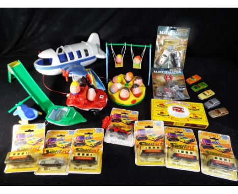  Matchbox Superfast - Weebles - Airfix- a collection of unboxed vintage Weebles figures by Airfix with an assortment of playg