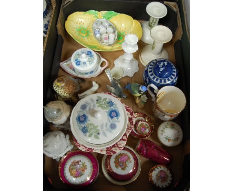 A box of miscellaneous items to include Beswick model of a grey wagtail, Carltonware dish, various china thimbles etc