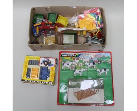 A COLLECTION OF BRITAINS AND OTHER FARM COLLECTIBLES including; set no.9545 transporter box with load ovb, animal pen and cat