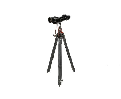 World War period Carl Zeiss DF 15x Swiss Army observation binoculars and tripod. The binoculars numbered 827059 and marked 'D