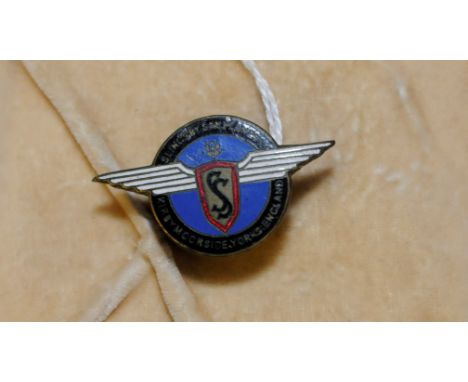 Scarce enamel Slingsby Sailplanes Ltd Kirkbymoorside Yorks England workers lapel badge  No. 84
